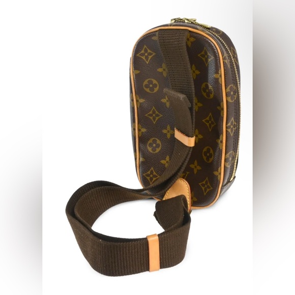 Louis Vuitton EUC Brown Monogram Bum/Belt Bag with Dustbag - Picture 2 of 9